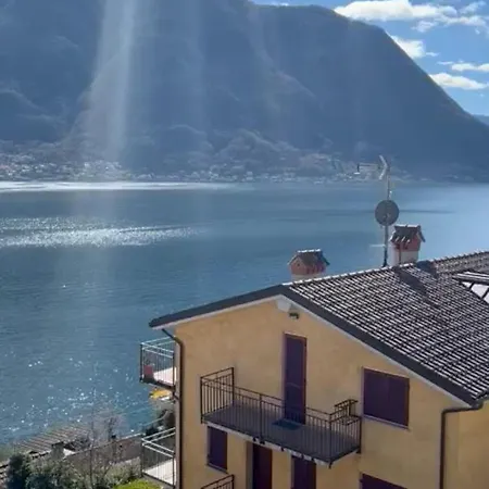 Casa Collier Laglio